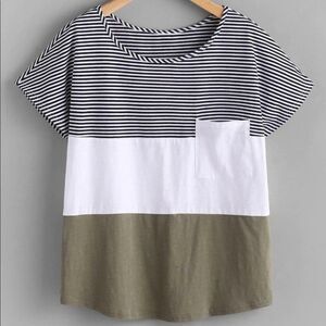 SHEIN Patch Pocket Front Cut And Sew T-Shirt Size Medium